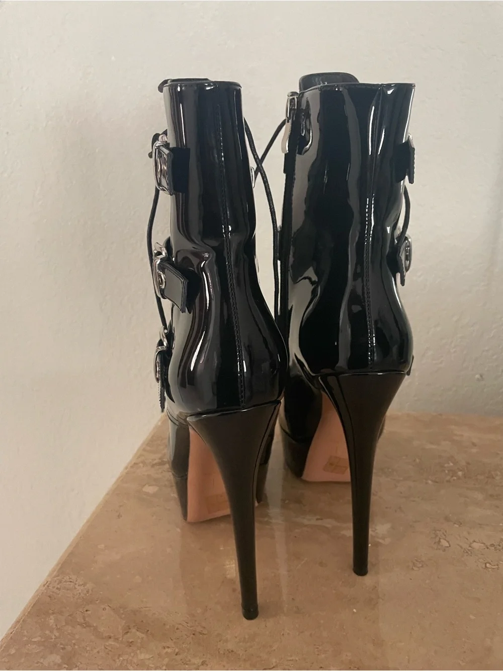 N/A statement black